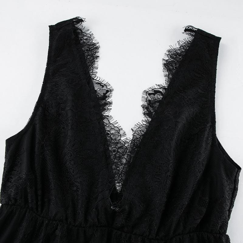 Fashionable V-Neck Lace Camisole Dress With A Stylish Design, Waist-Cinching A-Line Skirt, New Summer Long Dress For Women