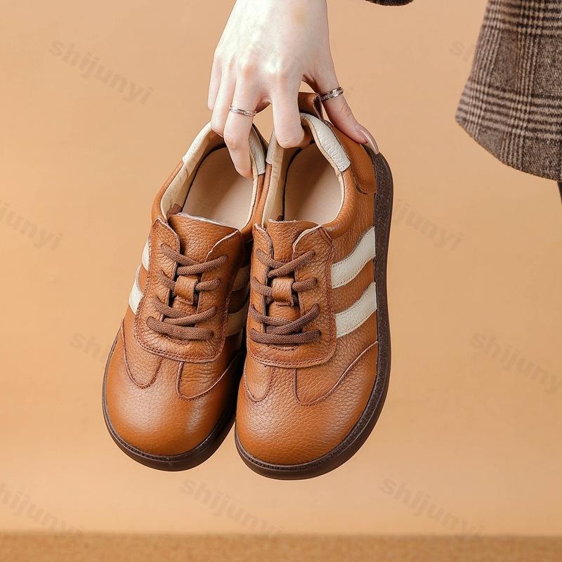 Fashion 2025 Spring New Women's Retro Casual Flat Single Shoes Versatile Comfortable Shallow Mouth Shoes Fashion Trend Non Slip Sneakers