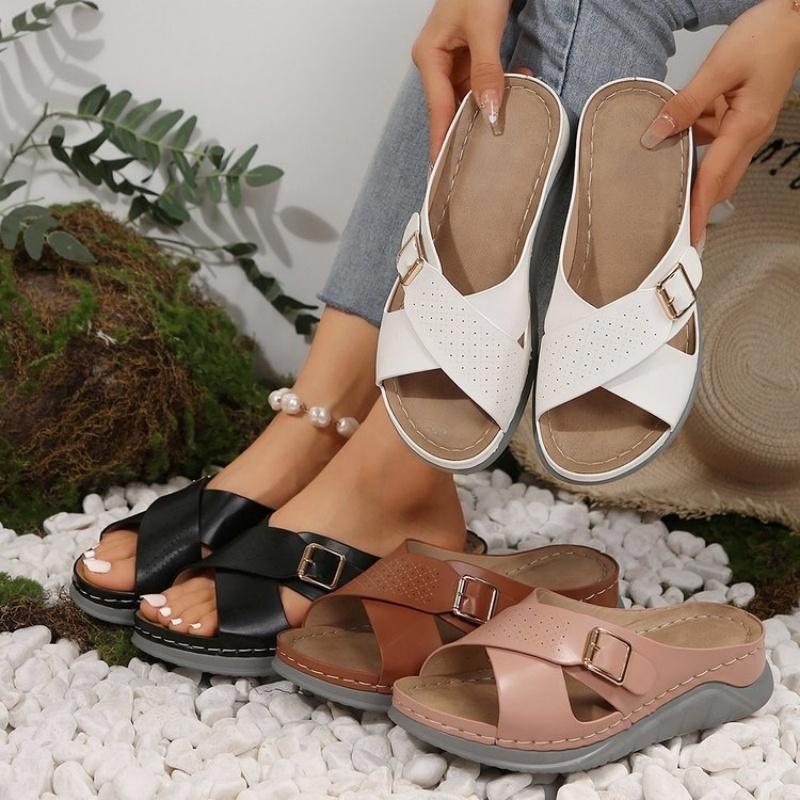 Fashion Large size wedge slippers female 2025 summer new belt buckle sole double color sandals female