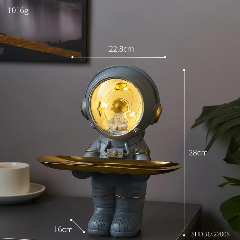 New Creative Astronaut Statue Storage Tray Nordic Home Decor Desk Storage Astronaut Figurine Living Room Table Decor Key Storage