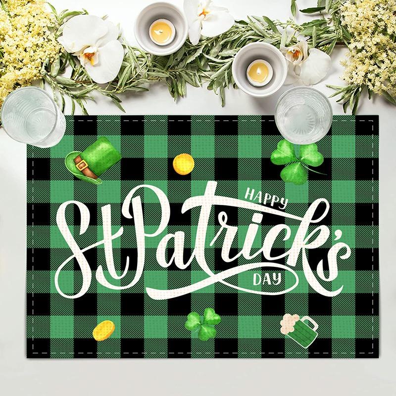 St. Patrick's Day Placemats Set of 6 Buffalo Plaid Plastic Table Mats Lucky Shamrock Place Mats Holiday Table for Party Kitchen