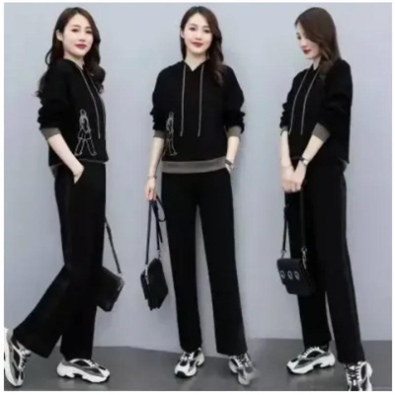 2025 Spring & Fall Loose Fit Slimming Casual Sports Suit – Fashion-Forward, Age-Defying, and Trendy