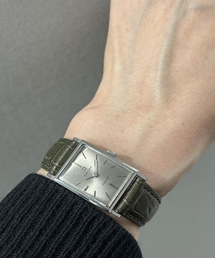 Omega [Vintage] Omega Classic Tueller 111.053 (1966)