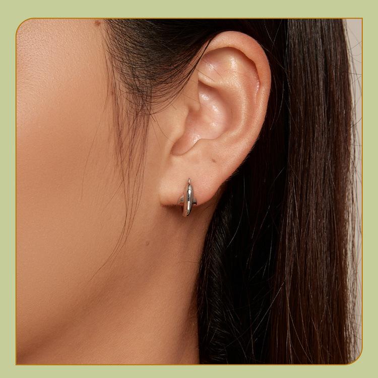 Avle S925 Sterling Silver Platinum-Plated Dolphin Earrings for Women - Style BSE881