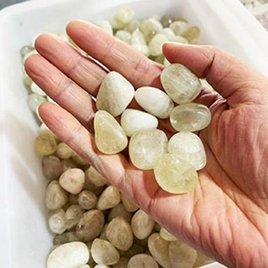 

Натуральные полированные драгоценные камни для детского аквариума и ландшафтного декора 15-20MM, 100g