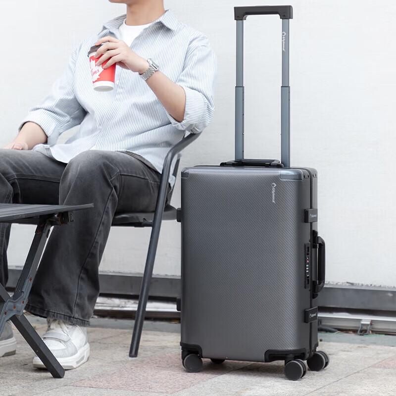 Diplomat 20-inch All-Aluminum Luggage DS-13102