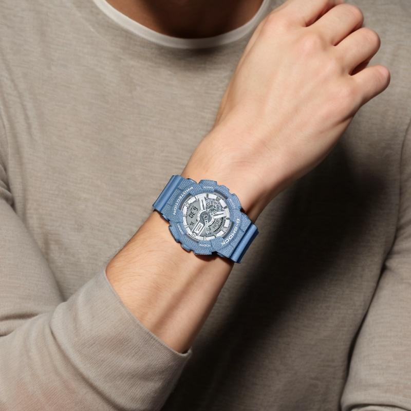 Casio G-Shock GA-110 Series Denim Theme Series Shockproof, Antimagnetic and Waterproof Movement Quartz Movement Resin Strap Japanese GA-110DC-2A7PR