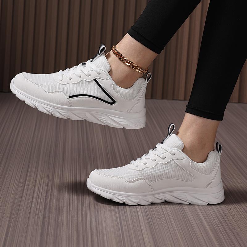 Wiosna i lato nowe oddychające buty siatkowe lekkie modne buty sportowe do biegania damskie casualowe buty podróżne modne buty