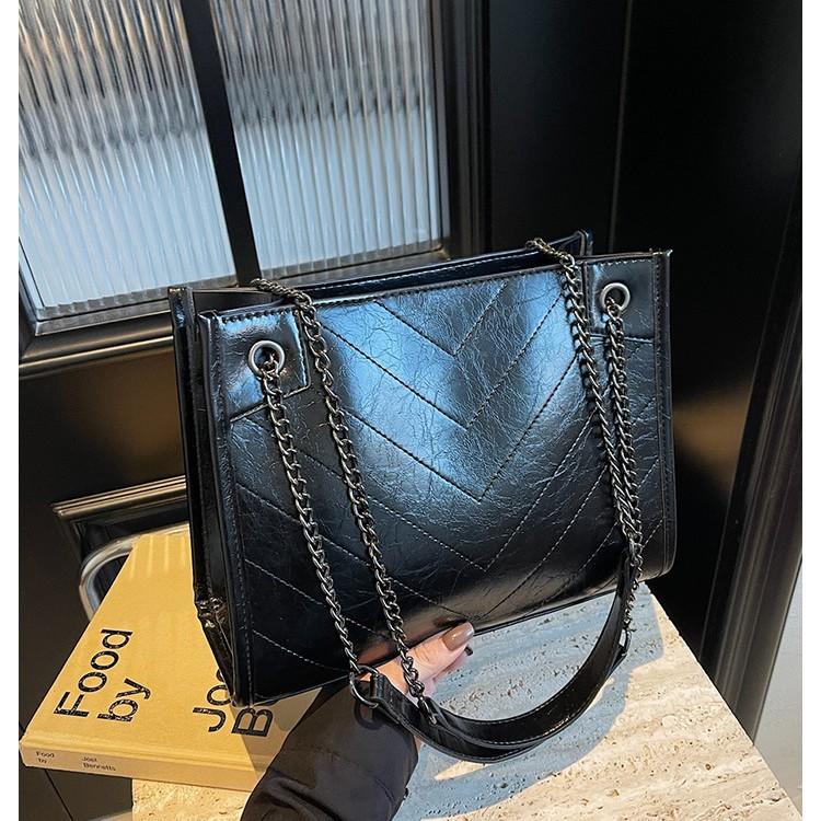 Large Capacity Fashion Commuter College Student Class Bag Women's New Texture Niche Shoulder Tote Bag