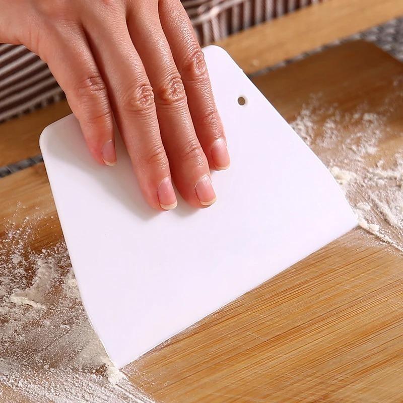 Dough Scraper Lightweight Flat Cut Reusable  Plastic Bowl Scraper Multifunctional Flexible with Hanging Hole for Kitchen