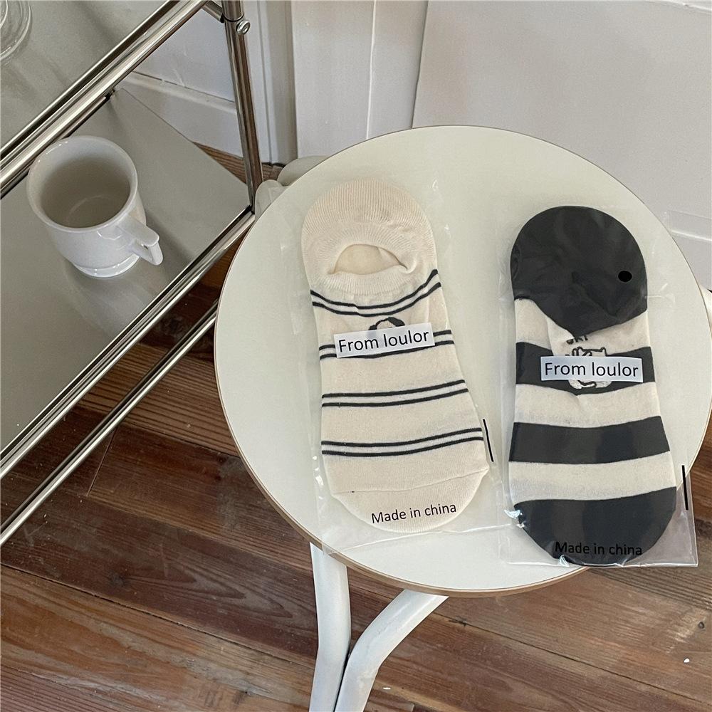 Ladies Summer Preppy Casual Puppy Embroidered Breathable Short Boat Socks
