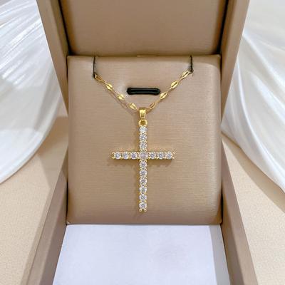 Catena Clavicolare Semplice e Delicata in Rame con Zirconi Incrociati Micro-Intarsiati Elettroplaccatura in Oro Vero Catena per il Collo