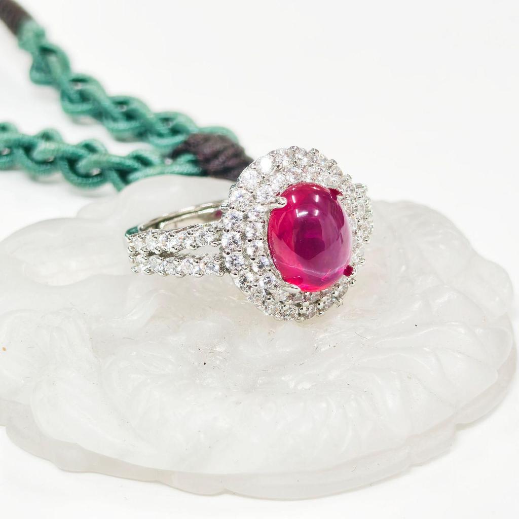 Conjunto de Joyería Gusien Lujo Luz de Estrella Roja: Anillo Ovalado y Pendientes Vintage