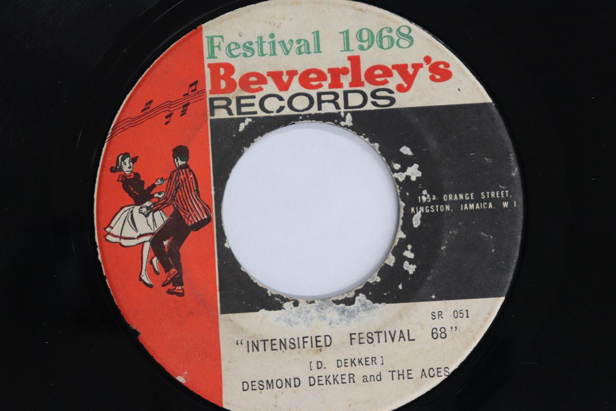 

7inch Record DESMOND DEKKER & THE ACES - Intensified Festival 68 (Music Like SR051 BEVERLEY S RECO 1968 Jamaica Reggae, Ska & Dub Used