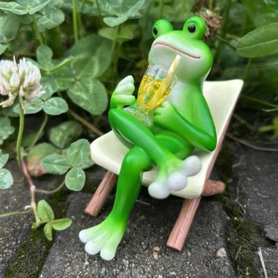 Creative Cute Frog Sit Chair Sculpture Resin Handmade Rocking Chair Frog Statue Decorative Frog Desktop Figurine Garden Decor