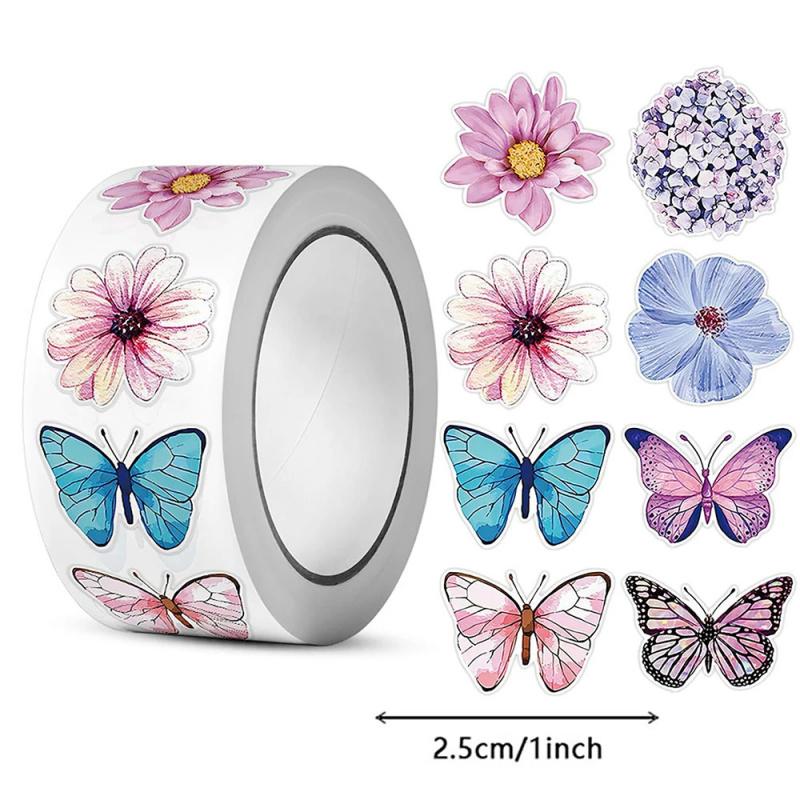 500Pcs/Roll Butterfly Flower Animation Capybara Stickers Anime Decal Cute Kawaii Animation Round Label Sticker For Kids Plaything Gifts