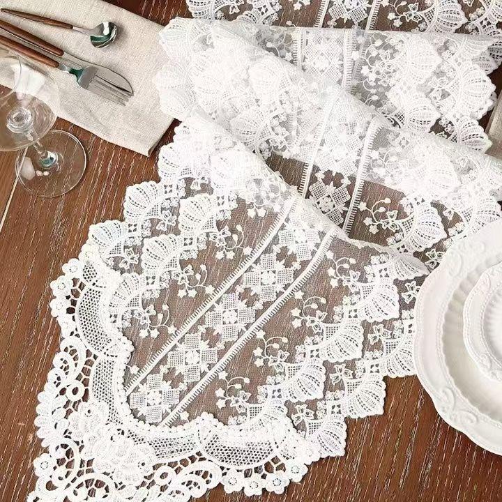 Chemin de table en dentelle Nappe de couverture pour meuble TV européen Serviette Nappe américaine Serviette décorative Nappe longue Chemin de table décoratif Chemin de table pour table basse