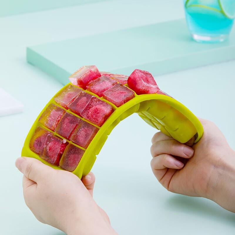 

Chahua Easy-Release Plastic Ice Cube Tray