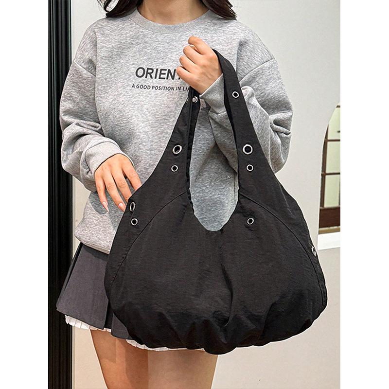 Korean style nylon cloth niche design underarm shoulder bag 2025 fashion large capacity versatile shoulder tote bag tide
