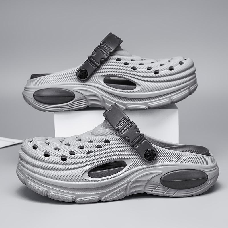 Fashion Clogs Men Sandals Lightweight Breathable Slip-On Sandals Non-Slip Water Shoes for Summer Beach Sandals