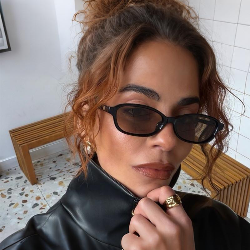 Retro European Style Oversized Square Sun Glasses For Fashionable Women