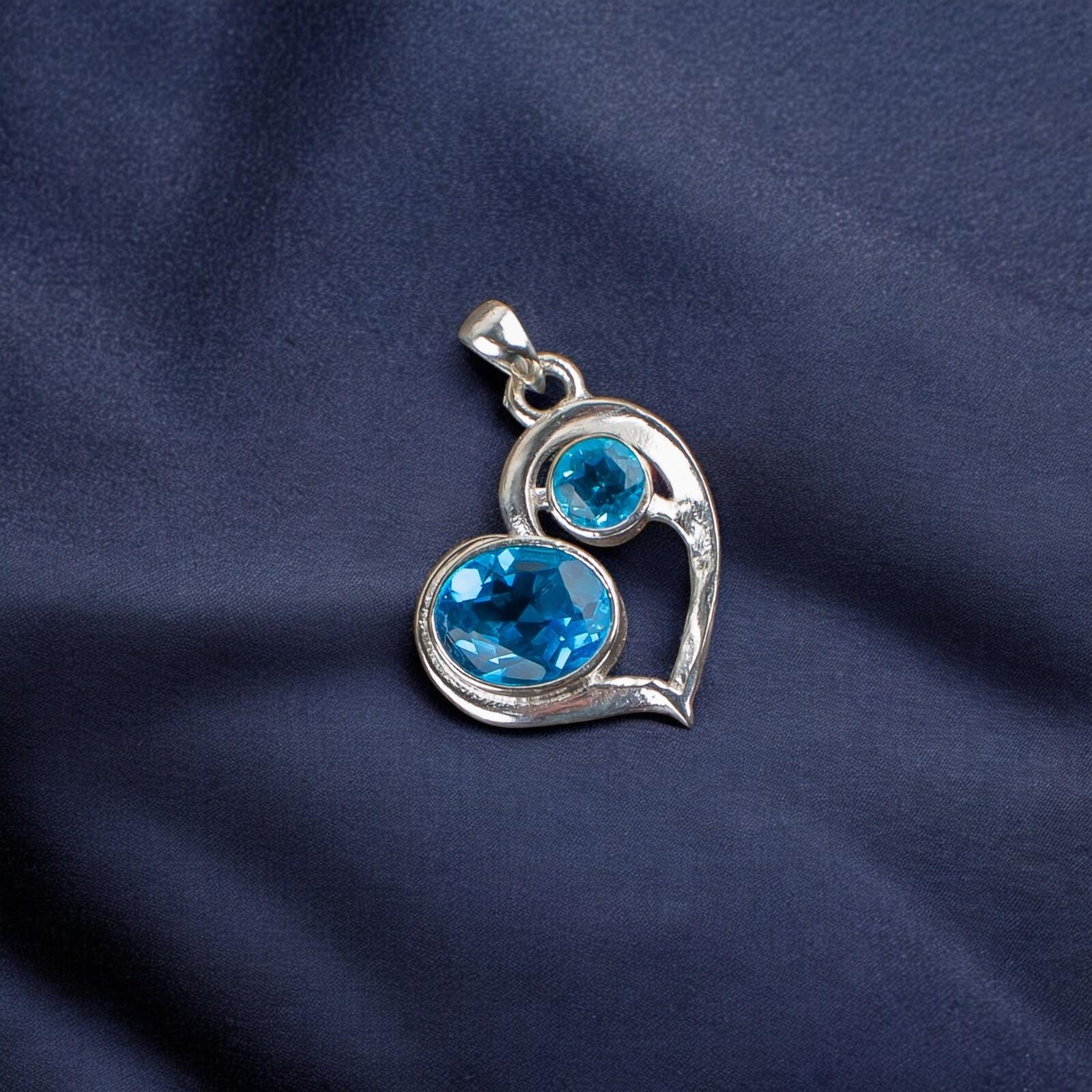 

Swiss Blue Topaz Gemstone 925 Sterling Silver Jewelry Pendant Gift For Her CP-3-3