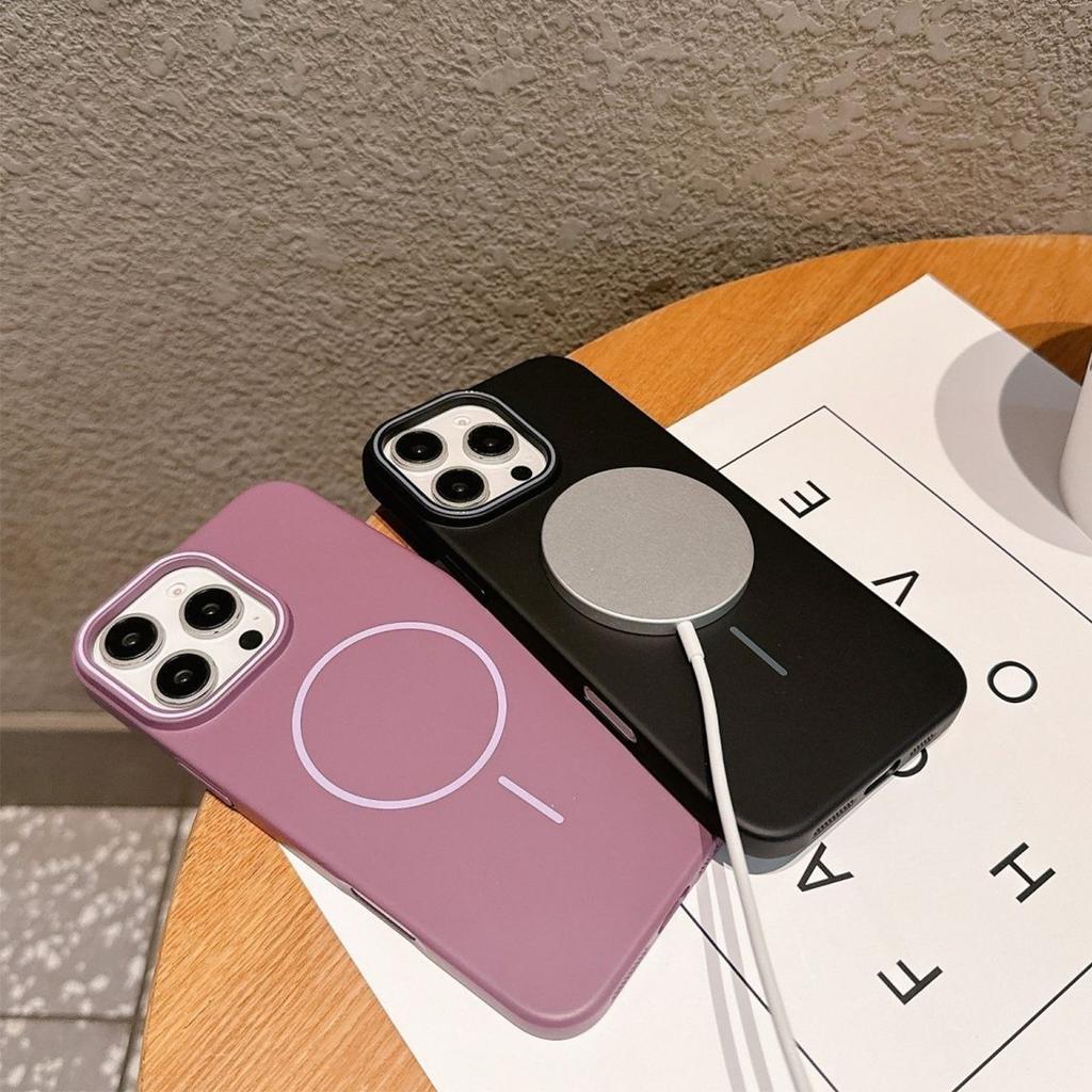 Soft PC Shell for Couples, New Anti-hand Sweat, Creative, Anti-fall, Fashionable and Trendy Women's All-inclusive Frosted Magnetic Hard Shell