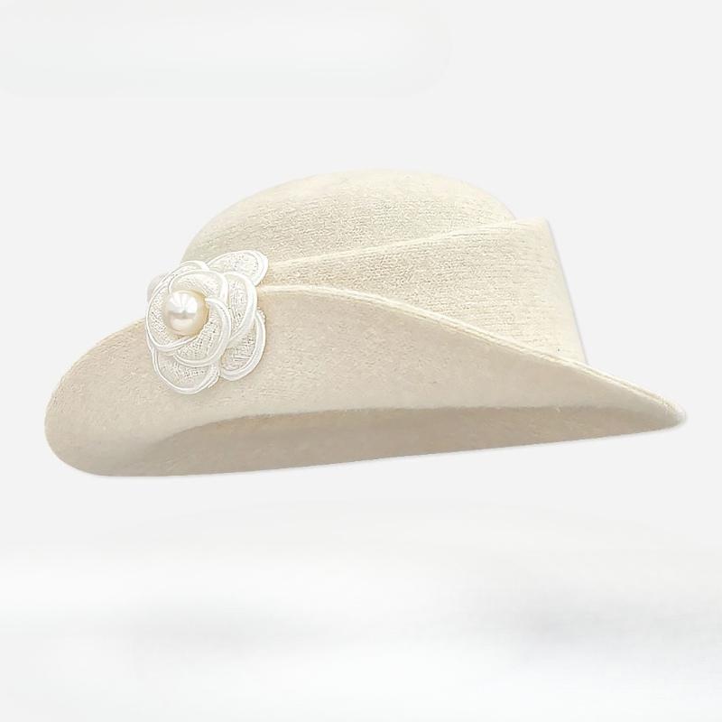 Autumn Winter Fedoras For Women Outdoors Warm Hepburn Style French Elegant Pearl Flower Beret Hat Vintage Studio Fisherman Hat
