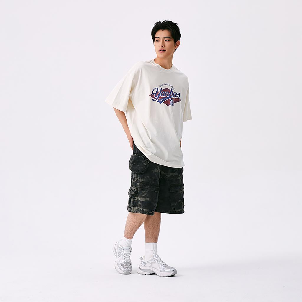 New MLB Preppy Style Collection New York Yankees SS25 T Shirt Unisex Deep Ivory 3ATSV0753-50CRD