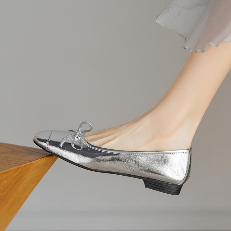 New fashionable low-heeled flat-soled single shoes, comfortable and soft casual single shoes, women's shallow mouth beef tendon sole, large size cowh