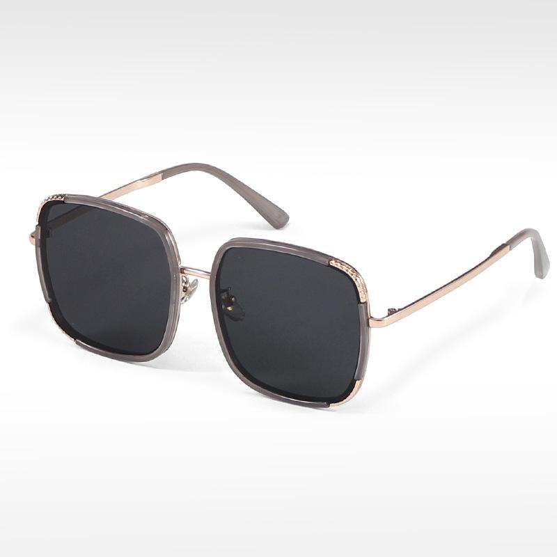 Oversized Nylon Nonpolarized Womens Fashion Sunglasses Uv Sun Protection