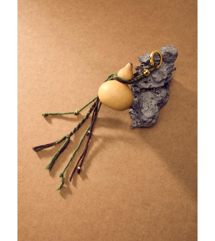 Gathering Qi Gourd Pendant: National Style Retro Keychain & Car Hanging Ornament