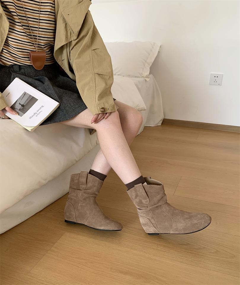 

French retro leather Birkenstock short boots women s boots new in autumn 2025 39 верблюд