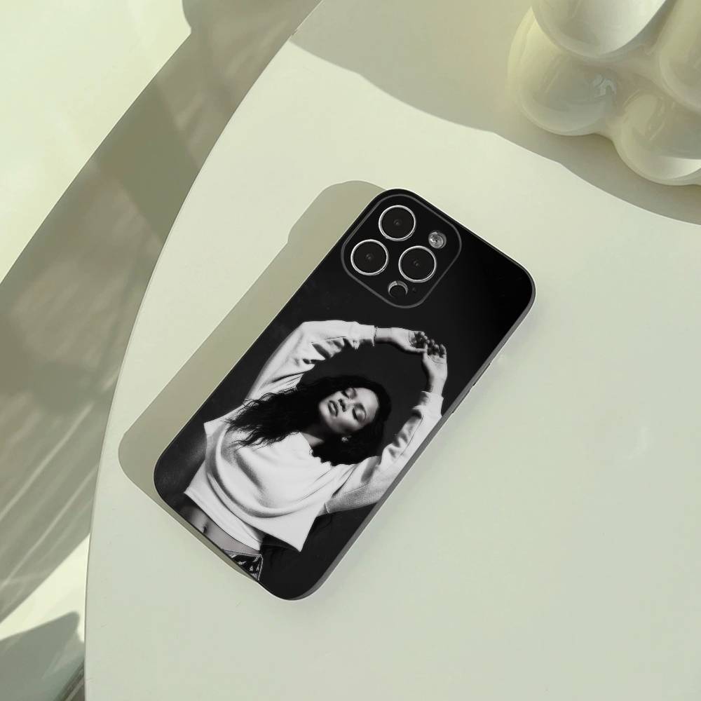 R-Rihanna-pop diva Phone Case For iPhone 17,16,15,14,13,12,11 Pro Max,16/15/14Plus,XS Soft Black Cover