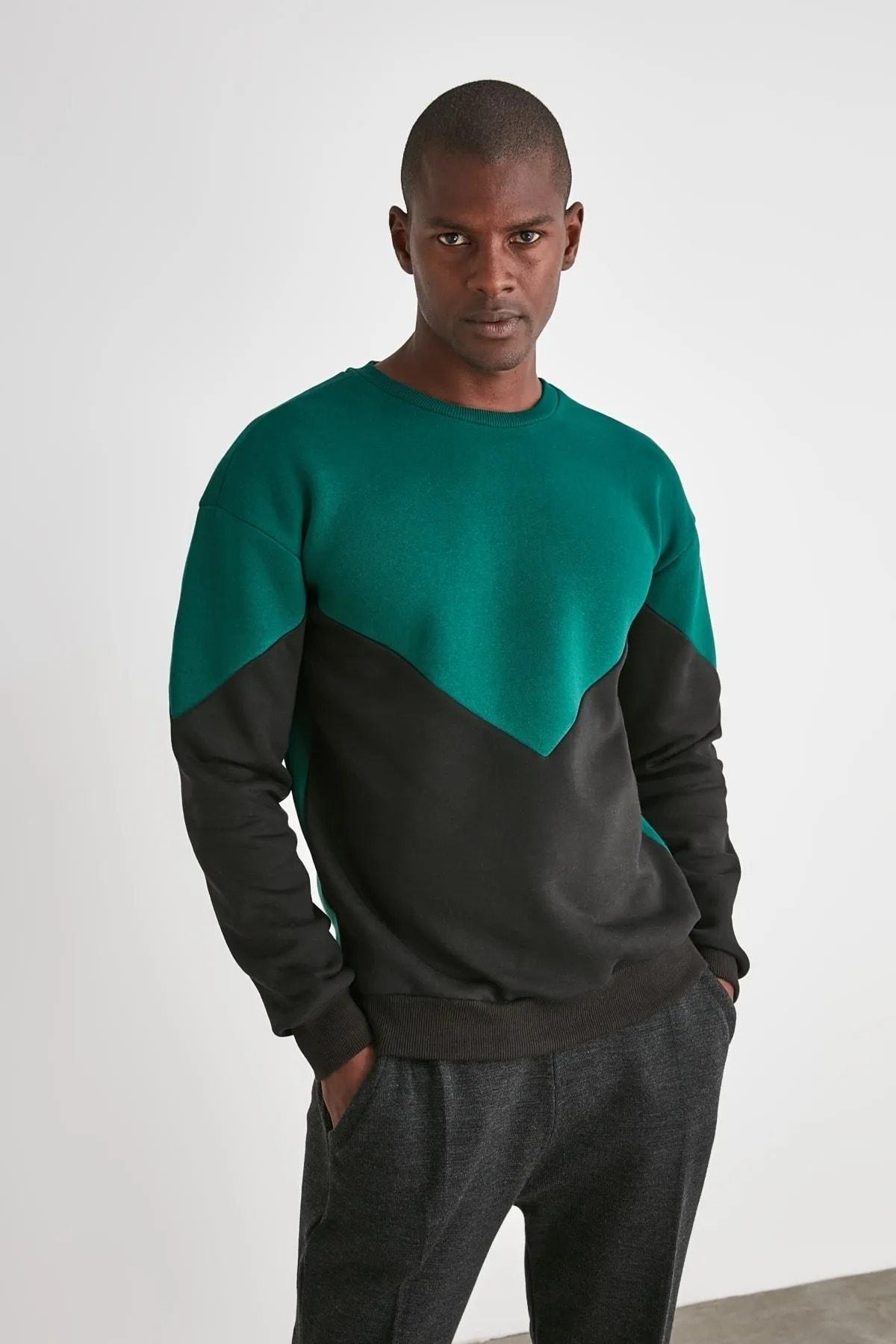 

Изумрудно-зеленые мужчины Толстовка Regular Fit со вставками TMNAW21SW1162..
