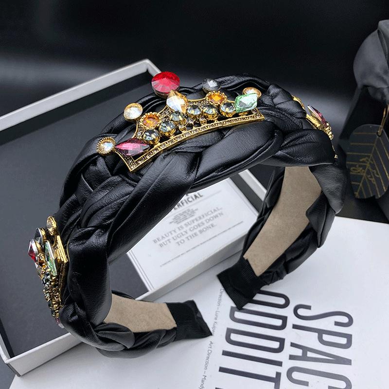 

Light Luxury Women s Colorful Wide-Brimmed Headband - Fashionable and Versatile for a Sleek Look and White Hair Coverage чёрный