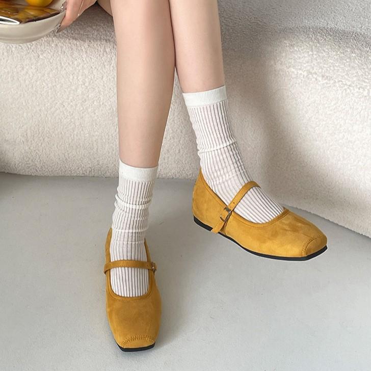 Red retro square head inner height increase shallow mouth flat-soled single shoes women's summer 2025 new skirt soft-soled Mary Jane shoes