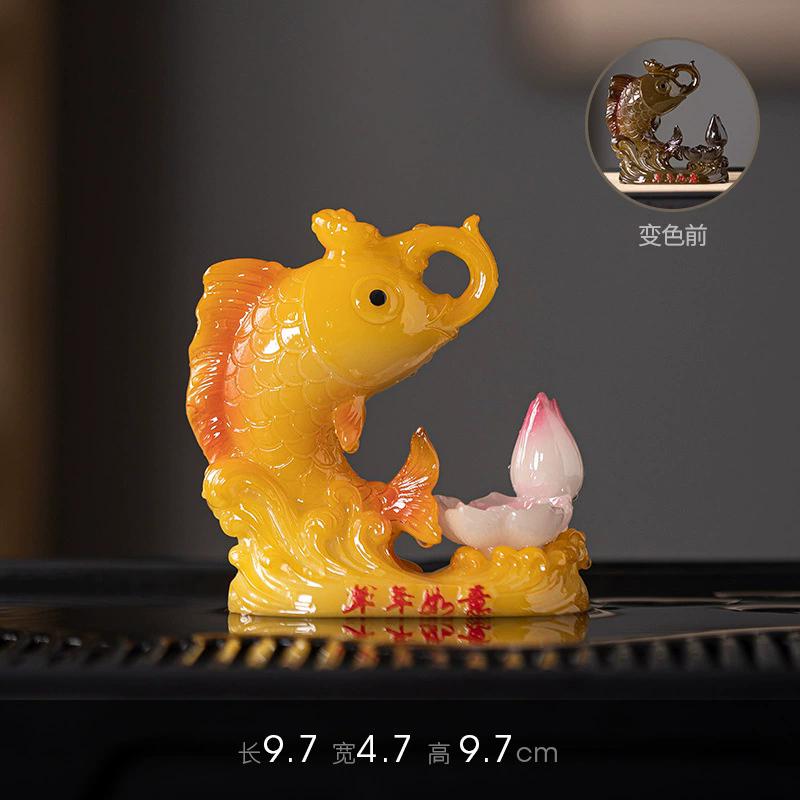 

Color Changing Koi & Goldfish Tea Pet, Yearly Luck Ceramic Ornament for Tea Table, Raisable Tea Art Decor, Gift for Tea Lovers