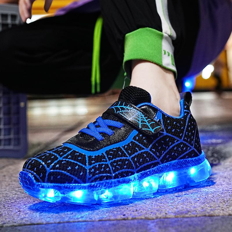 Adidași Luminoși Strălucitori pentru Copii Fete Patine cu Role Pantofi Luminoși Nouă Modă Copii Fete Încărcare USB Pantofi LED Băieți Respirabili