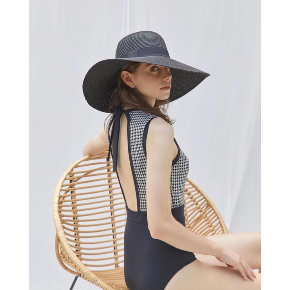 One-piece Swimsuit Women's Qiandongge Sexy Backless High-waisted Slim Spring Swimsuit