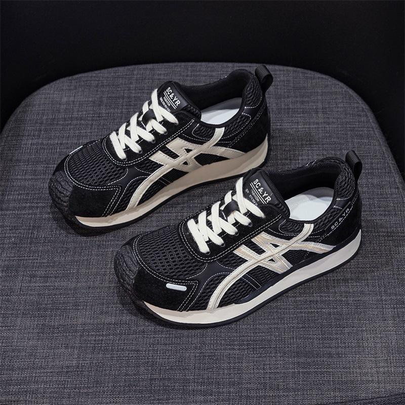 Leather German training shoes 2025 autumn new red inner height increase ugly cute shoes casual versatile comfortable Forrest Gump shoes women's shoes