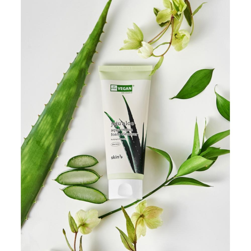 Skin79 Jeju Aloe Aqua Vegan Foam Cleanser 150ml