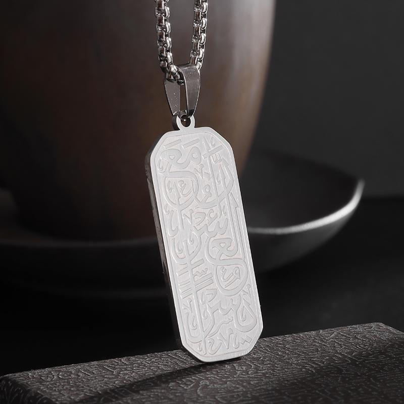 LUNGA COLLANA IN ARGENTONE CON PENDENTE A CILINDRO E PICCOLE MANI DI