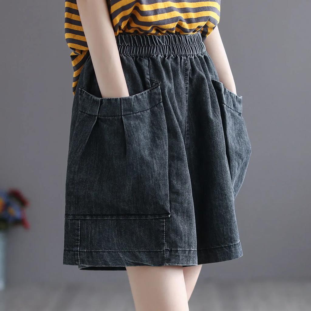 Women's Summer Korean-Style Elastic Waist Large-Pocket Denim Shorts - Loose-Fit Slimming Wide-Leg Pants