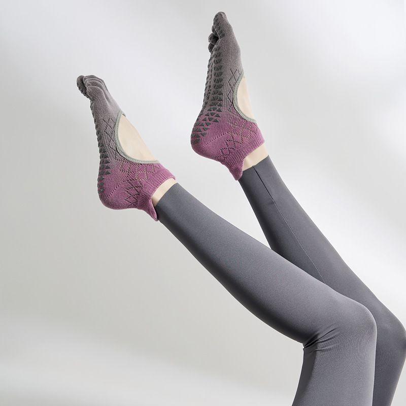 

2023 New Arrival Fall and Winter Gradient Dispensing Yoga Socks Non Slip Professional Women s Toe Socks Pilates Socks Finger Sports Grape Ash