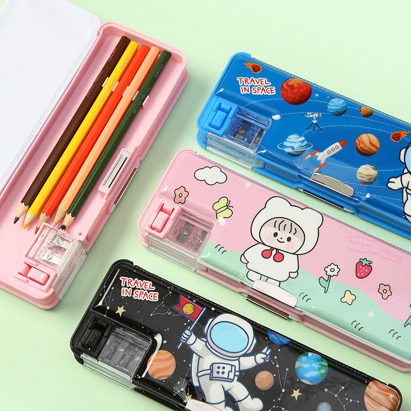 Multi-functional Double-Layer Pencil Case for Boys & Girls - Plastic, Simple Design for Kindergarten & Primary School Students