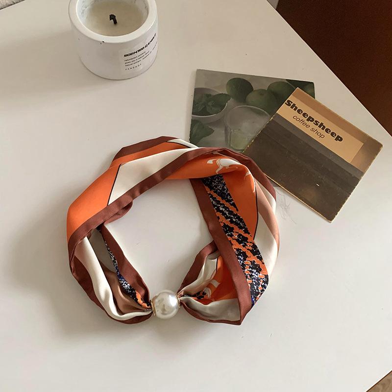 Pearl magnetic buckle small silk scarf women's lazy neck protection spring new versatile high-sense magnetic buckle necklace scarf