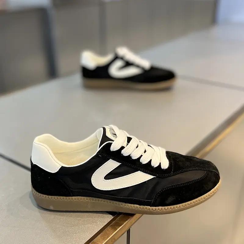 

Maden 2025 Весна Новые Ретро Повседневная Обувь для Мужчин Белые Низкие Спортивные Теннисные Туфли Уличная Обувь на Шнуровке Дизайнерские Кроссовки 39 чёрный