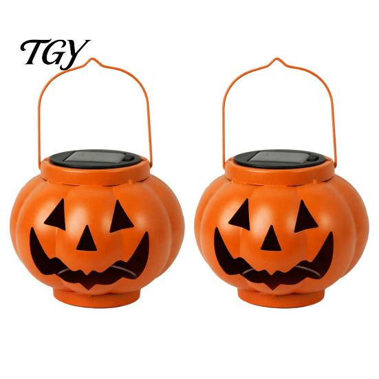 Automatic Dusk to Dawn Lights Solar Pumpkin Lanterns, Waterproof Outdoor Halloween Light, Spooky Autumn Holiday Party Ornaments Hanging Orange Lantern