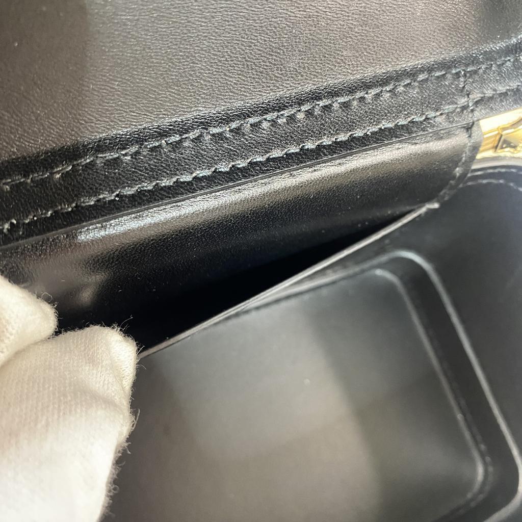 Używana torba na ramię BVLGARI złota skóra Kobiety